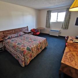 Cataline Motor Inn, מלון בFraser Lake
