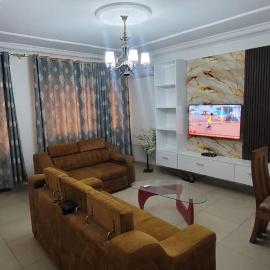 Cozy Home away from Home, hotel em Iaundé