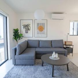 4BR Modern Home Near Kumamoto Airport by Restavio, hotel v mestu Ozu