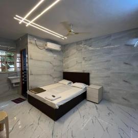 GR residency، فندق في Karungulam