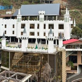 Hotel Woodland Aizawl, hotelli Āīzawlissa