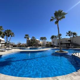 Beautiful Caracoles Condo