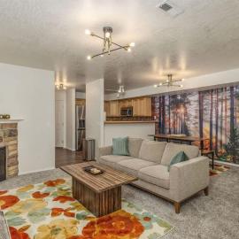 The Corbin Park Cozy Corner- Post Falls Modern Townhome, hotel a Post Falls