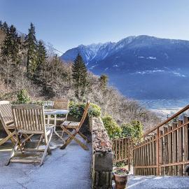 Peaceful Alpine House near Sentiero Valtellina, hotelli 