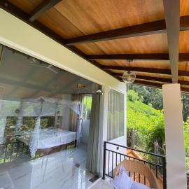Rainforest mountain resort: Deniyaya şehrinde bir otel