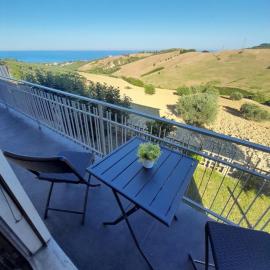 Quadrilocale con vista mare montagna Roseto