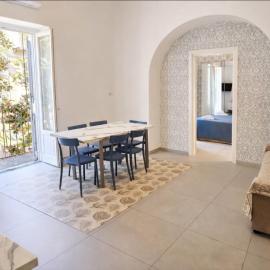 Corso Vittorio Elegant Suites Lipari, hotel a Città di Lipari