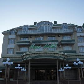Hepci Hotel Istaravshan, hotell sihtkohas Ŭroteppa