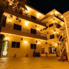 Oxxon Airport Hotel, hotel a Angamali