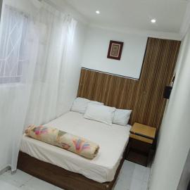 3 bedroom self catering accommodation, hotel v destinaci Kroondal