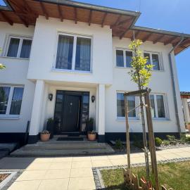 Pension "Zum Romröder Steingarten", viešbutis mieste Romrod