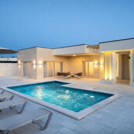 Villa Stone