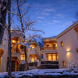 The Vintage Villas Resort Ladakh - Luxury Stay with Mountain Views