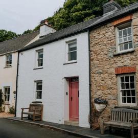 Cute and cosy 2 bed cottage in beautiful Solva, hotel em Solva