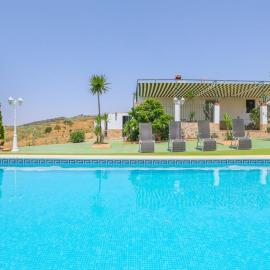 Casa Rural Los Conde Guadalcanal by Ruralidays