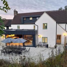 6 Bed in Blandford Forum oc-80549