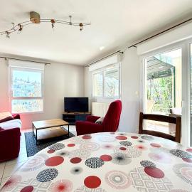 Comfortable T3 at the foot of the Castle of Chambéry!