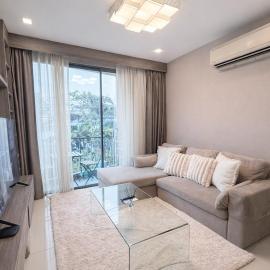 Spacious 2BR Condo with 2 Balconies in Sukhumvit16