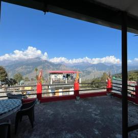 Soumya Homestay, מלון בMunsyari