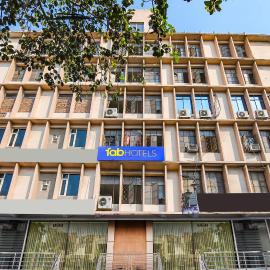 FabHotel Royal Park Inn - Nr Eden Garden Stadium
