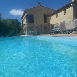 La Moïsienne, hotel u gradu Truinas