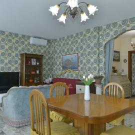 赞Highly recommened Lovenice Apartment spacious suite close to Venice train station 威尼斯华人民宿旅馆
