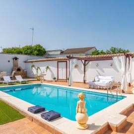 Cortijo Los Mellizos Penaflor by Ruralidays, hotell sihtkohas Peñaflor