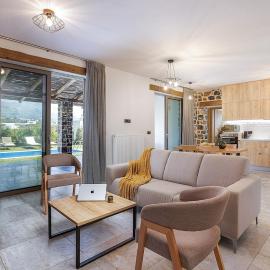 Kozilis Villas, By IdealStay Experience, Hotel in Damnoni