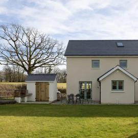 Brecon Beacons Cottage with Stunning Country Views, hotel a Myddfai