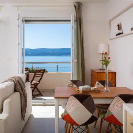 Villa Jolara With Heated Pool - Deluxe Suite 9, hotel in Mimice