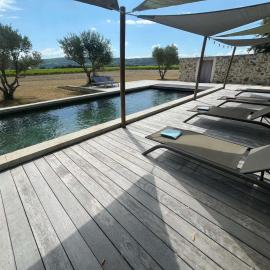 Mas de Vouleuyes, hotel a Tulette