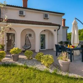 Villa Mihaela Relax & Privacy near Opatija by Villas Guide, hotel a Kuželj