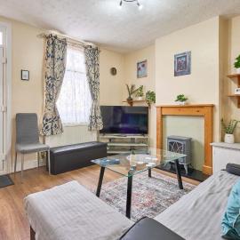 Host & Stay - Dover Retreat