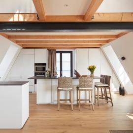 Seehaus Allensbach mit 5 exklusiven Suiten, hotel en Allensbach