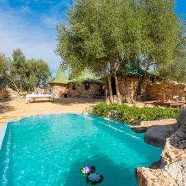 Casa de Piedra La Laguna de Tiscar Puente Genil by Ruralidays, hotel din Puente-Genil