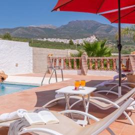 Villa Sol Alozaina by Ruralidays