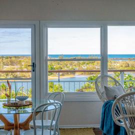 Seaview - Pet-Friendly - Panoramic Ocean Views - Opposite Shaws Bay - East Ballina