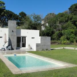 Casa a estrenar con piscina privada en Sierra de los Padres, hotel a La Porteña