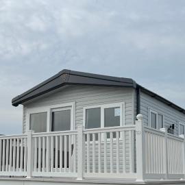 Luxury 3 bed sleeps 8 caravan with sea view, hotel din Exmouth