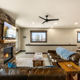 Paradise Condo, Hot Tub, Mtn Views, Lift 5 Mile, hotel en Sandpoint