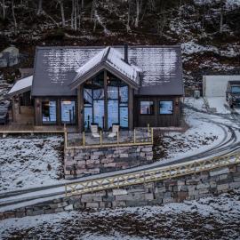 Elegant Hornindal Lodge with Breathtaking Scenery、Voldaのホテル