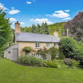 Ball Cottage Winsford