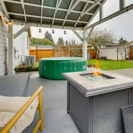 Patio Oasis! Contemporary Tacoma Hideout