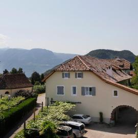 Fischerhof Agriturismo, hotelli kohteessa Cornaiano
