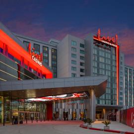 Live Casino & Hotel Louisiana, Curio Collection by Hilton, hotel u gradu Bosijer Siti