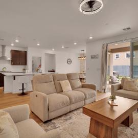Modern Luxury 5BR • Lounge • EV • Games •Yard •BBQ, Hotel in Lodi