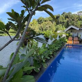 Nextdoor Badjo, hotel in Labuan Bajo
