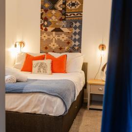 SUNNY for 4 -Free Parking - Broadhurst Court Flat 3