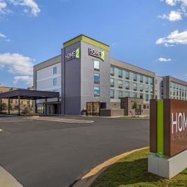 Home2 Suites By Hilton Calera, hotel u gradu 'Calera'