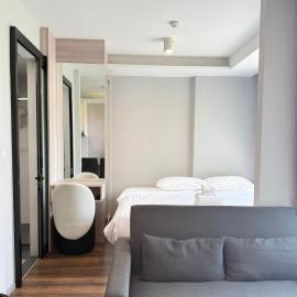"Open-Studio Room" 6th Avenue Surin Condominium